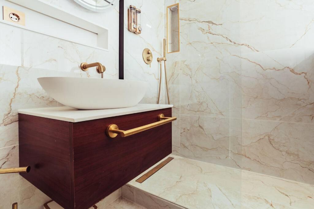 Luxueux Appartement Proche Disneyland Bussy-Saint-Georges Bagian luar foto